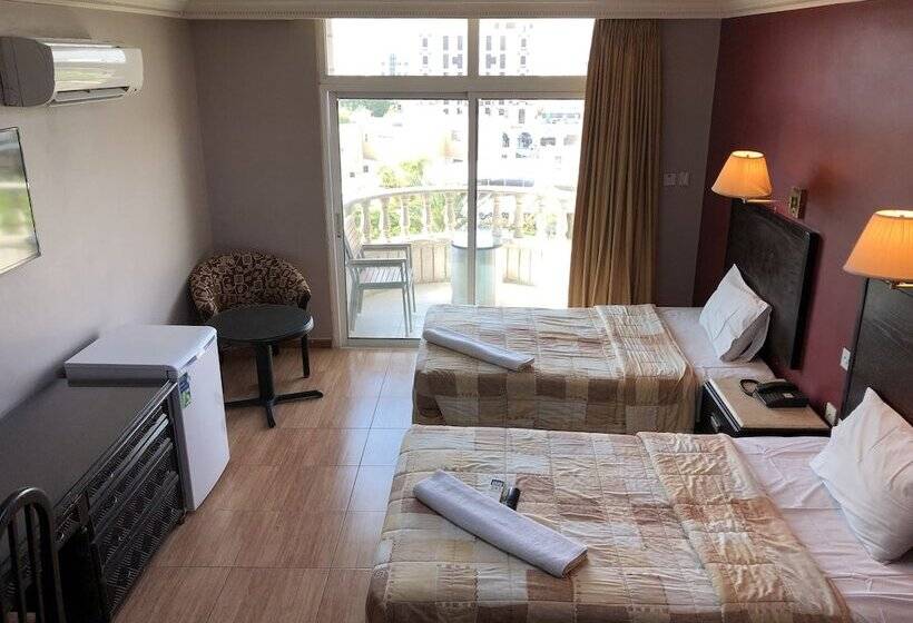 اتاق استاندارد با بالکن, Dweik Hotel 2