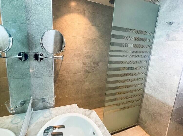 اتاق استاندارد با بالکن, Dweik Hotel 2