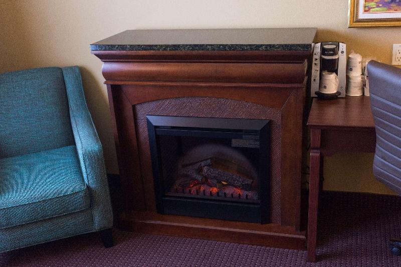 Президентский Люкс, Best Western Plus Fredericton Hotel & Suites