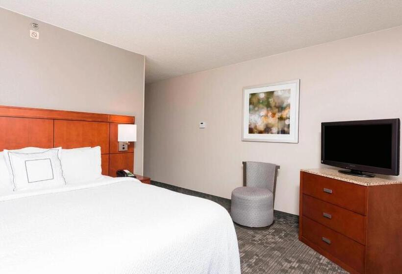 سوئیت با تخت بزرگ, Courtyard Louisville Downtown