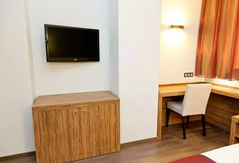 اتاق استاندارد یک نفره, Dña Monse Hotel Spa & Golf