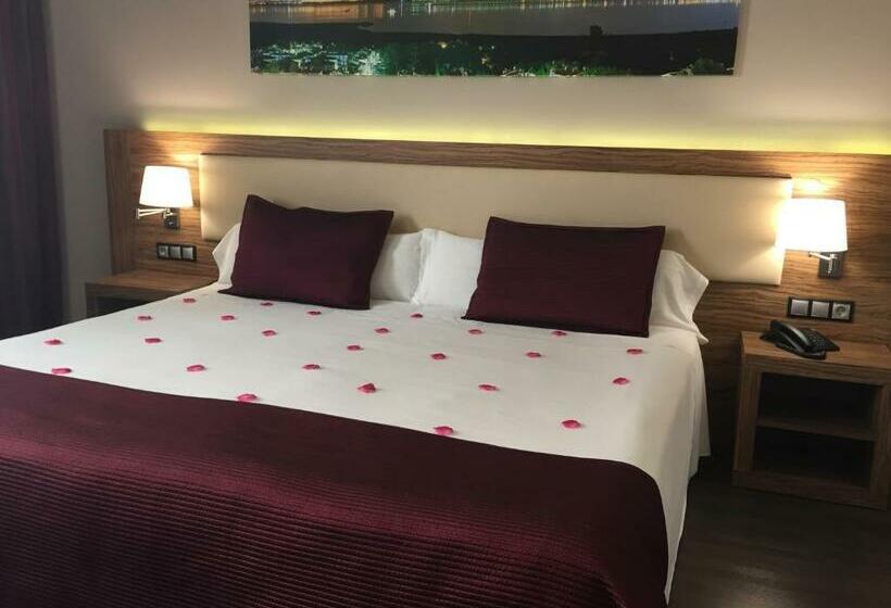 اتاق رمانتیک, Dña Monse Hotel Spa & Golf