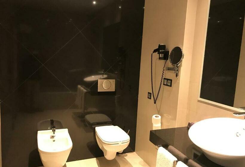 اتاق استاندارد سه نفره, Dña Monse Hotel Spa & Golf