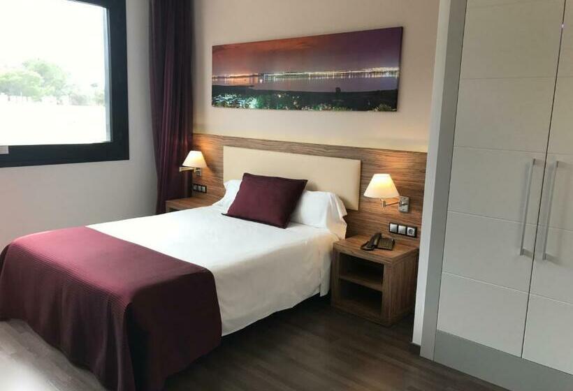 اتاق استاندارد برای معلولان, Dña Monse Hotel Spa & Golf