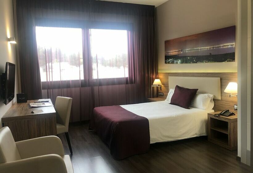 اتاق استاندارد برای معلولان, Dña Monse Hotel Spa & Golf