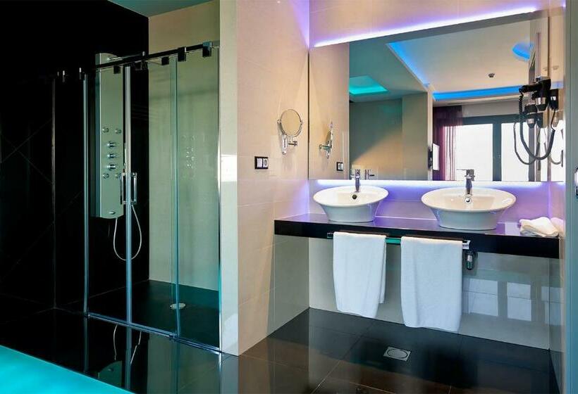 سوییت سوپریور, Dña Monse Hotel Spa & Golf