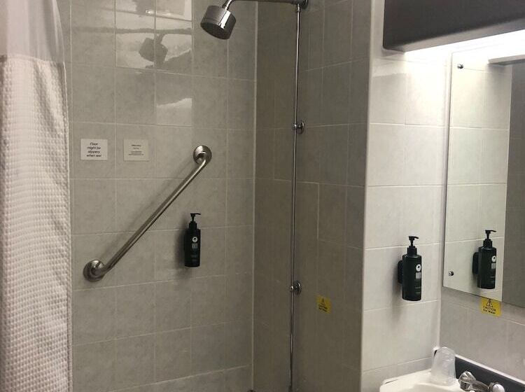 スタンダードルーム, Days Inn Southampton Rownhams