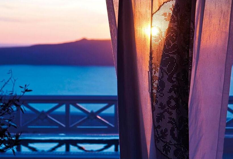 اتاق سوپریور سه تخته, Ellinon Thea Boutique