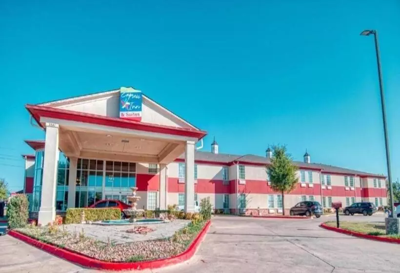 スイート, Express Inn & Suites