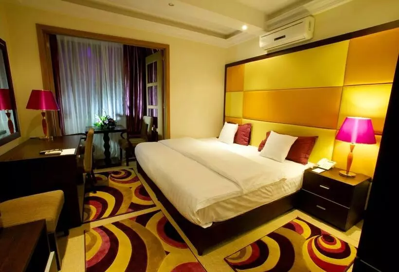 اتاق لوکس, Lavender Home