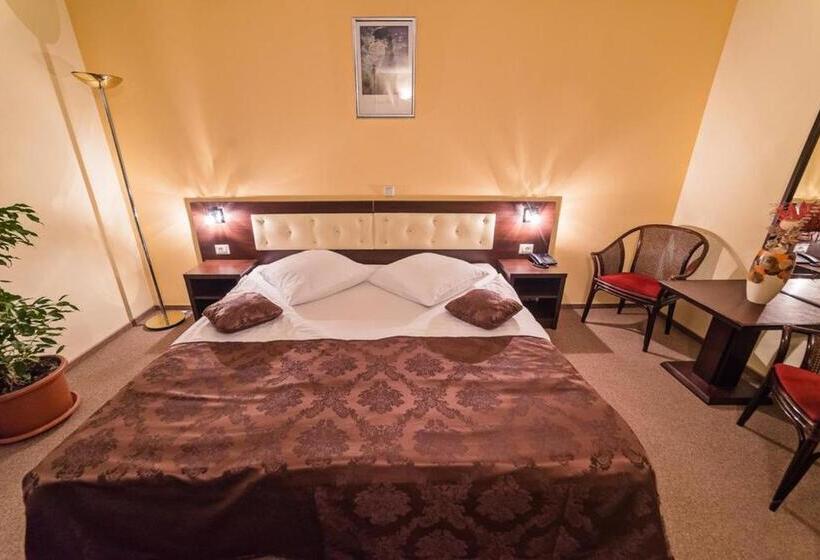 スタンダードルーム, Neon