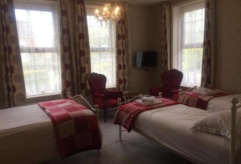 Семейный Номер, The Beaumont Accommodation