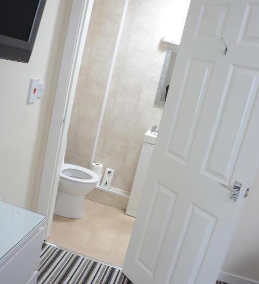 デラックススイート, The Oxfordshire