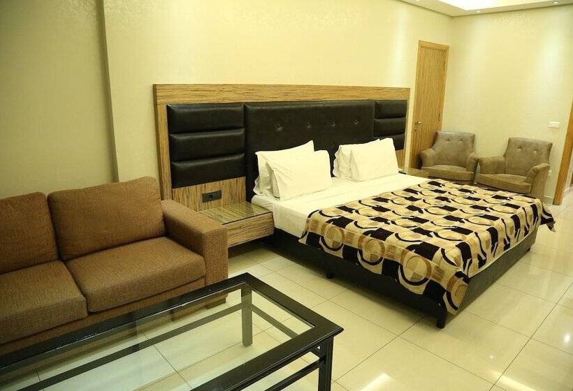 سوییت جونیور, Verdun Suites