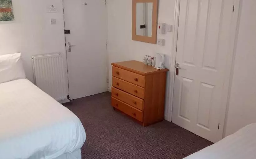 اتاق خانوادگی, The Kynance House On Plymouth Hoe ,26 Ensuite Rooms