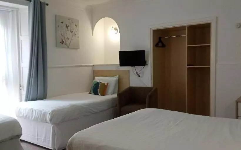 اتاق خانوادگی, The Kynance House On Plymouth Hoe ,26 Ensuite Rooms