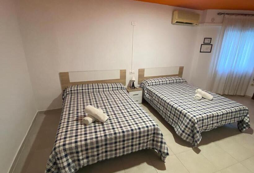 اتاق کلاسیک چهارنفره, Arc House Ribera Only Adults