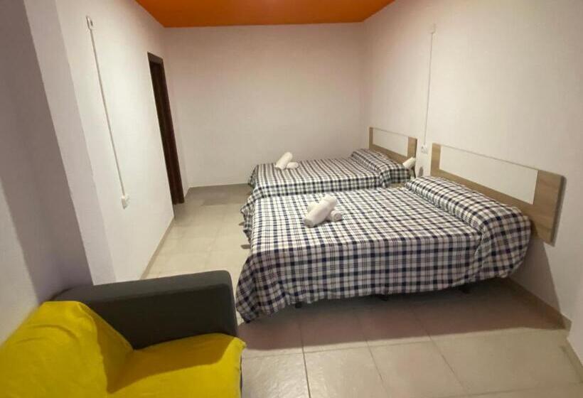 اتاق کلاسیک چهارنفره, Arc House Ribera Only Adults