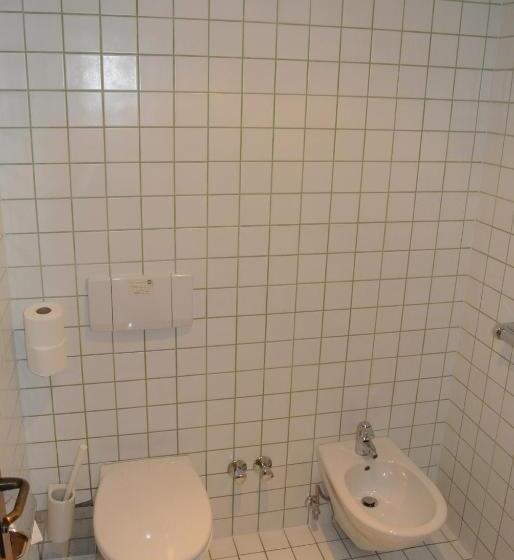 חדר סטנדרט לשלושה, Gruberhof Innsbruck Igls B&b