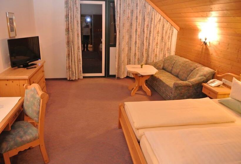 Четырехместный Номер Стандарт, Gruberhof Innsbruck Igls B&b