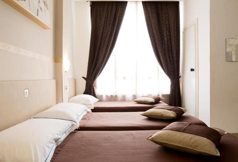 スタンダード４人部屋, Indipendenza