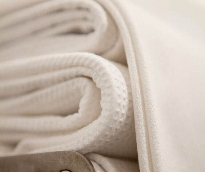 シティビューのスーペリアルーム, Indipendenza