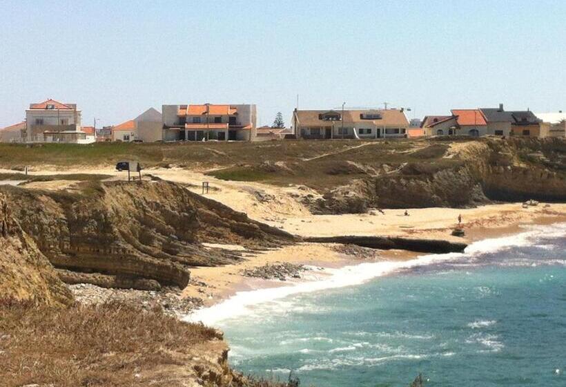 חדר סטנדרט חדר אמבטיה משותף, Peniche Surf Lodge 1