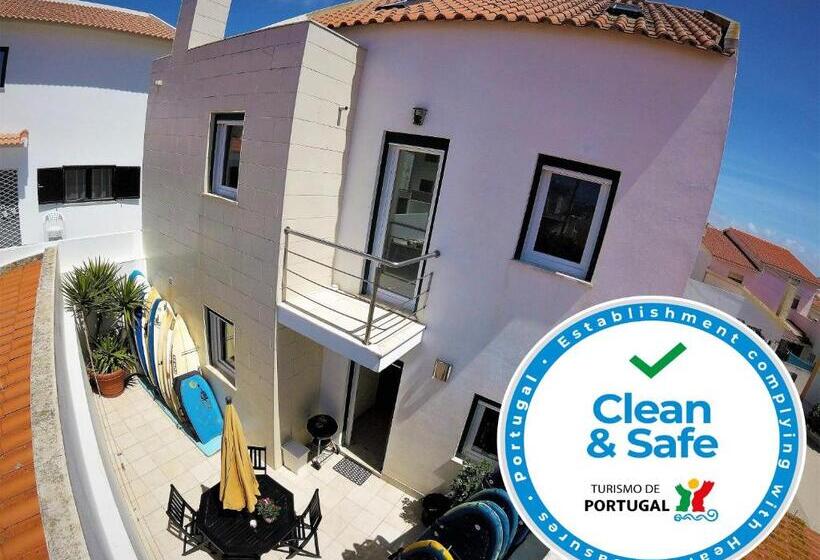 מיטה בחדר משותף, Peniche Surf Lodge 1