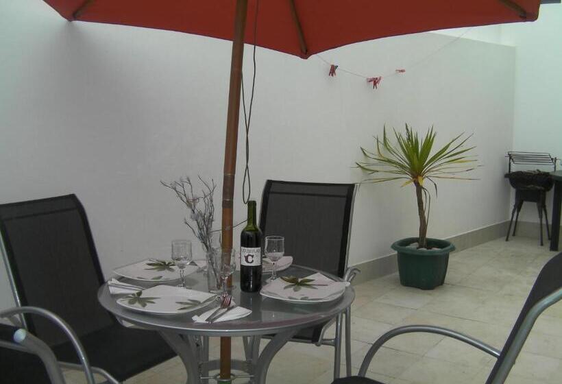 اتاق استاندارد یک نفره, Peniche Surf Lodge 1