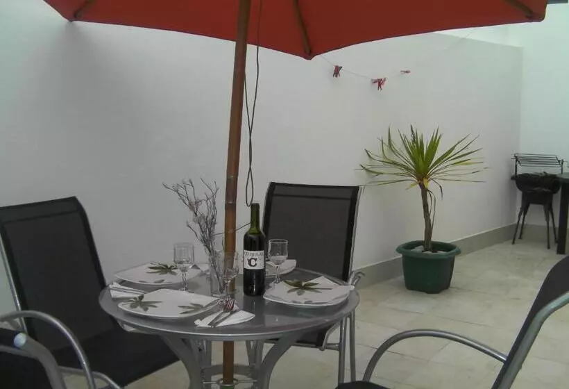 اتاق استاندارد یک نفره, Peniche Surf Lodge 1