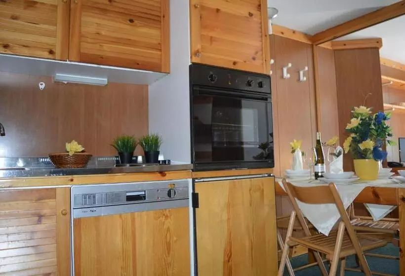 1 Bedroom Apartment Mountain View, Residence Il Vigo Di Marilleva