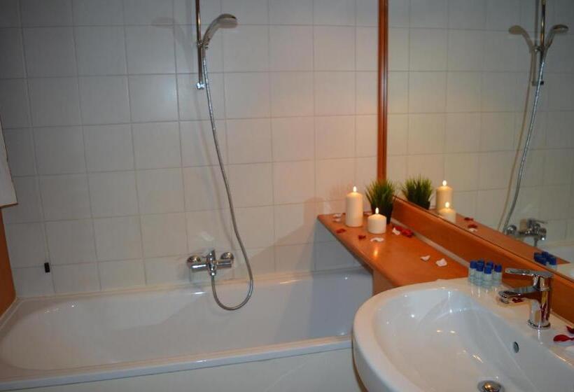 1 Bedroom Apartment Mountain View, Residence Il Vigo Di Marilleva