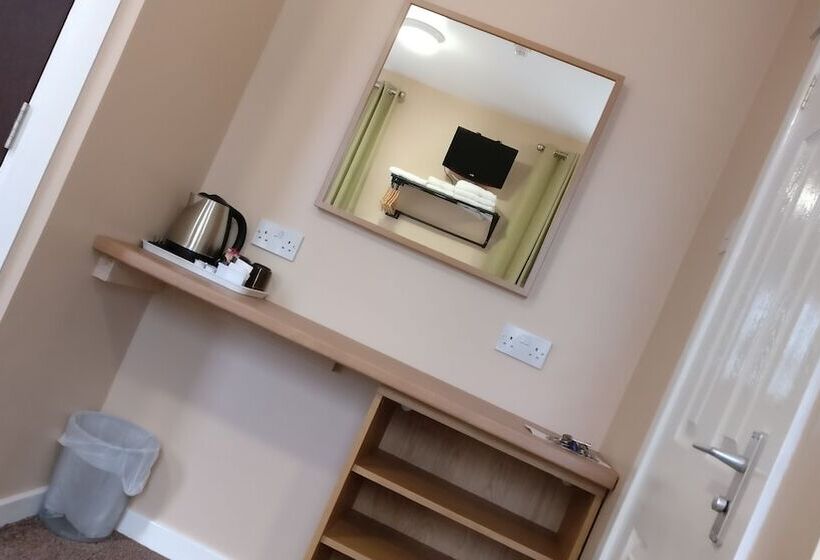 Номер Стандарт, The Lawton