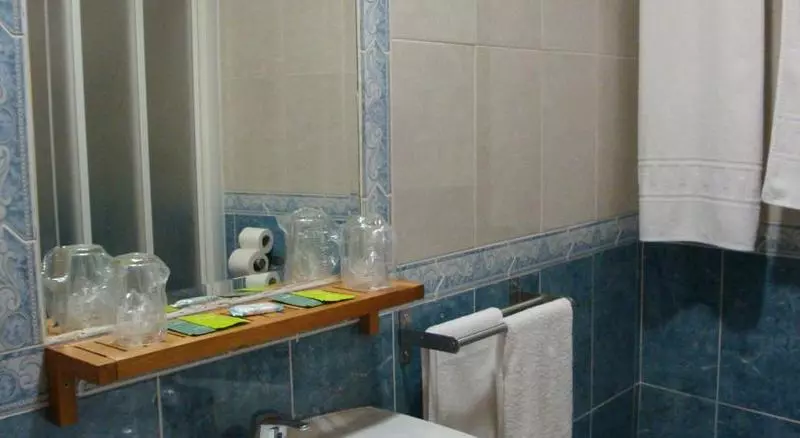 اتاق استاندارد چهار تخته, Valdemoro