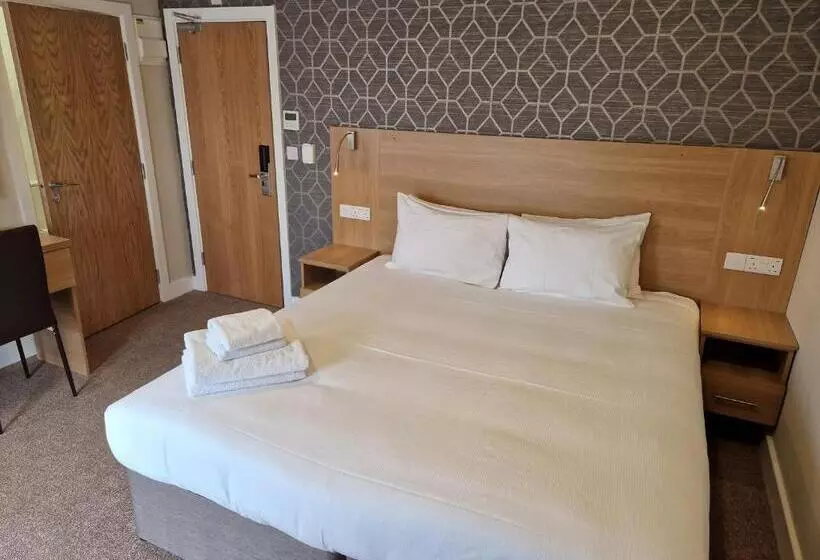 اتاق سوپریور با تخت بزرگ, Best Western Northfields Ealing