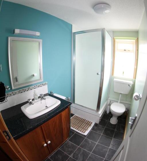 四人标准间, Orcades Hostel