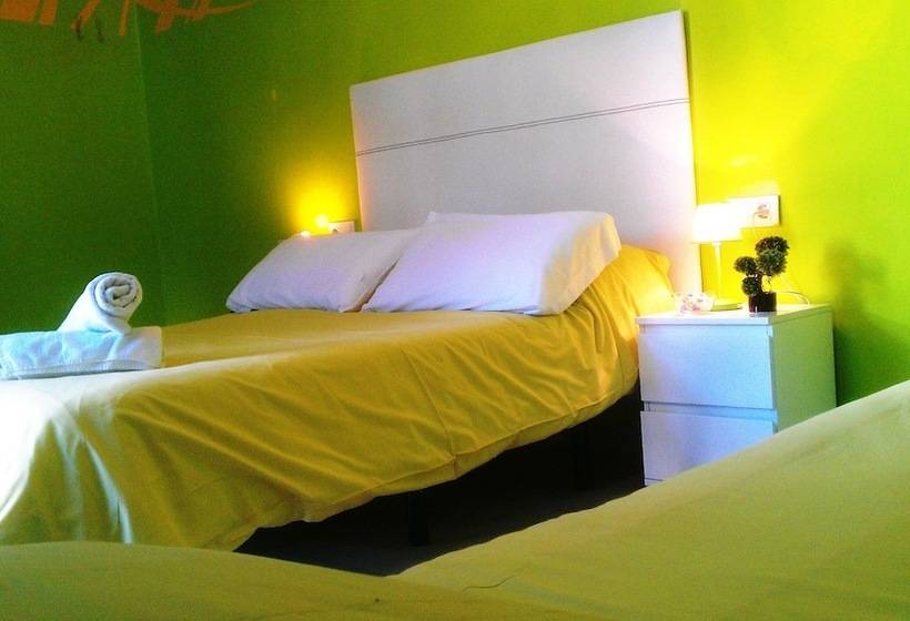 اتاق استاندارد سه نفره, Nest Style Granada