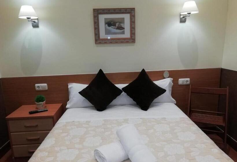 스탠다드 싱글 룸 공동욕실, Pensión San Jerónimo