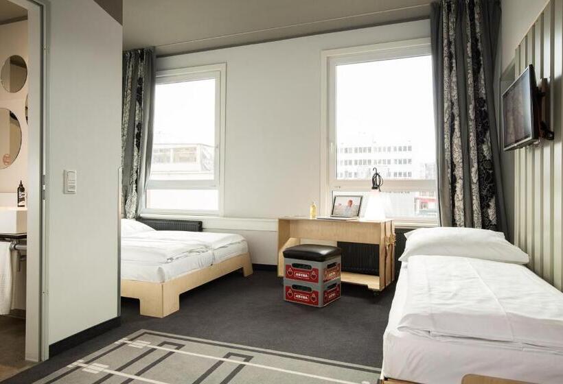 标准三人间, Superbude Hamburg St Georg