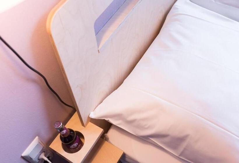 经济房, Superbude Hamburg St Georg