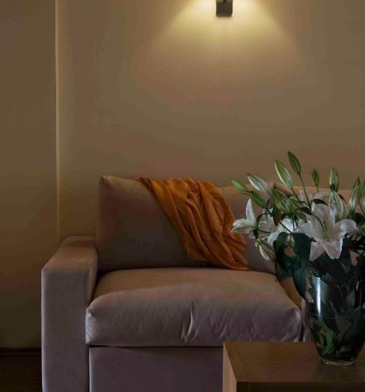 סוויטה דלוקס, Valis Resort