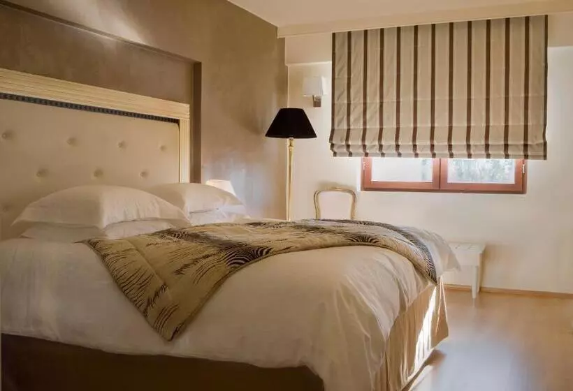 اتاق اکونومی, Valis Resort