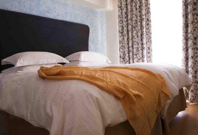 غرفة إقتصادية, Valis Resort