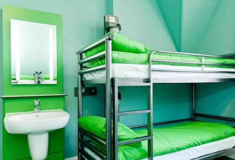 ルームシェアのワンベッド, Yha Canterbury