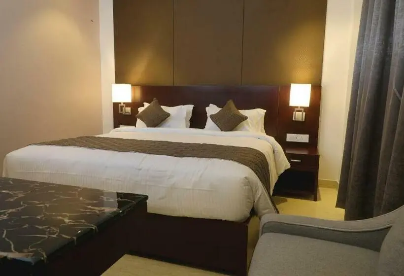 デラックスルーム, Visthara Inn   Comfort Stay