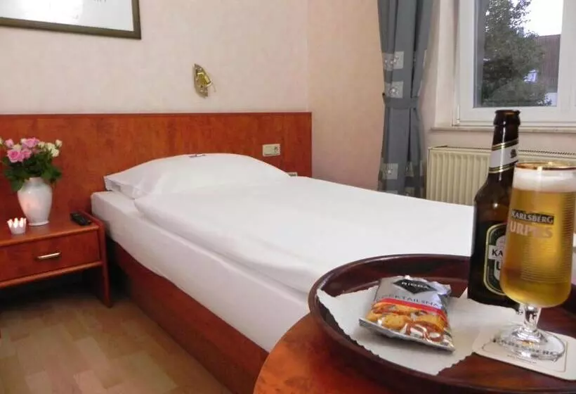 スタンダードシングルルーム, Bahnhof Hotel Saarlouis
