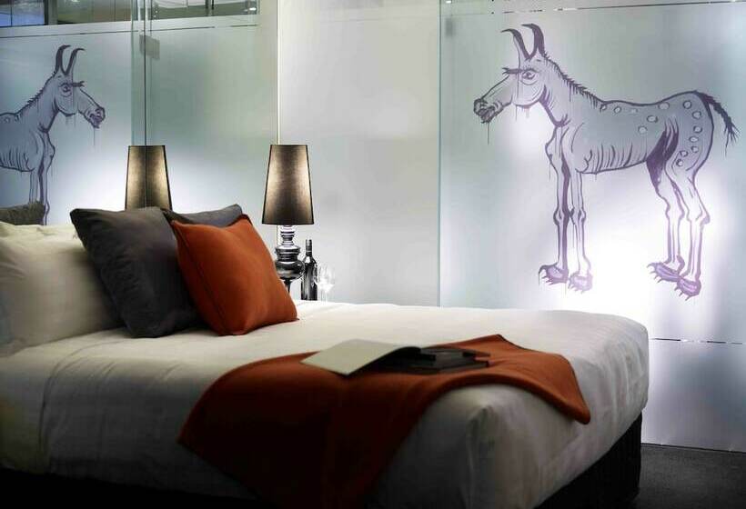 Люкс Повышенной Комфортности, The Cullen Melbourne   Art Series