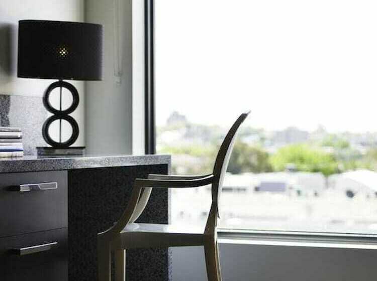 Люкс, The Cullen Melbourne   Art Series