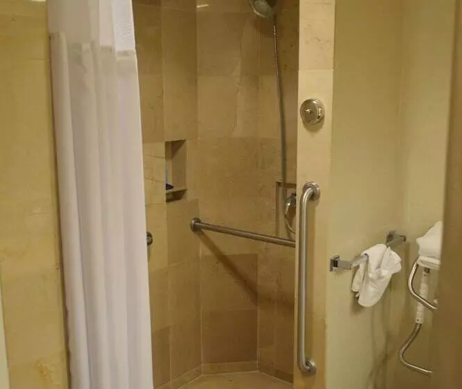 سوییت اجرایی, Best Western Plus Nuevo Laredo Inn & Suites