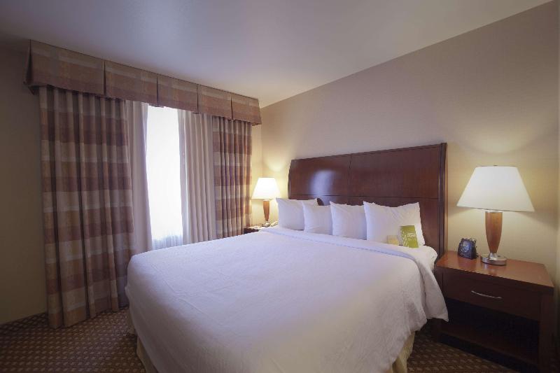 غرفة قياسية سرير كينج, Hampton Inn La Junta